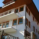 בית הארחה Villa Una 3*