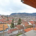 Villa Una