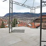 Villa Una