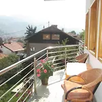 Villa Una בית הארחה