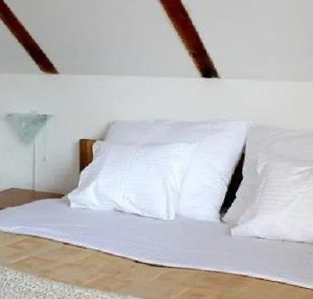 Villa Una 3*