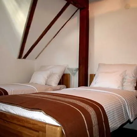 Villa Una Gasthof 4*