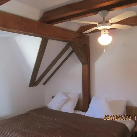 Pensión Villa Una 3*